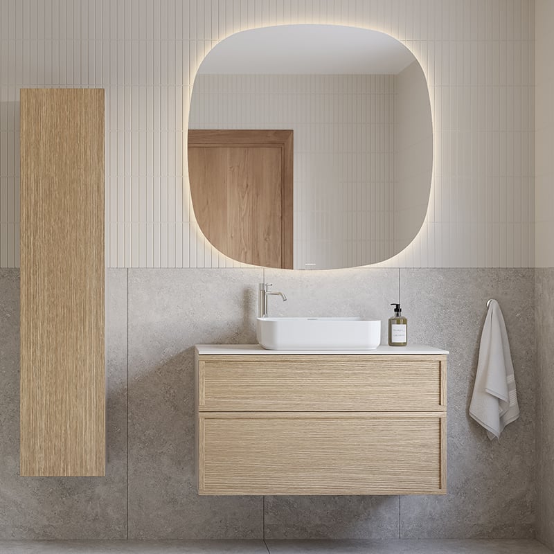 Poem servantskap i ren eik med fronten Ram